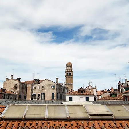 Ca Longo Palace *