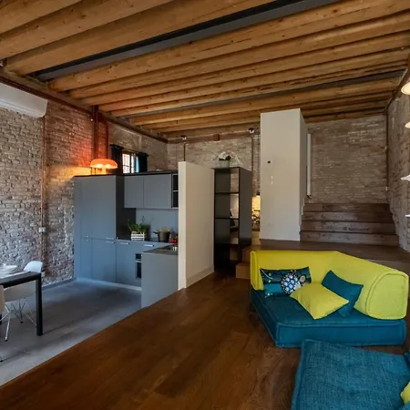 Ca Longo Palace Apartment
