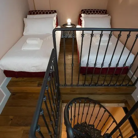 Ca Longo Palace *